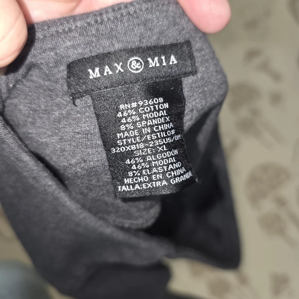 Women's Charcoal Leggings - Picture 2 of 2